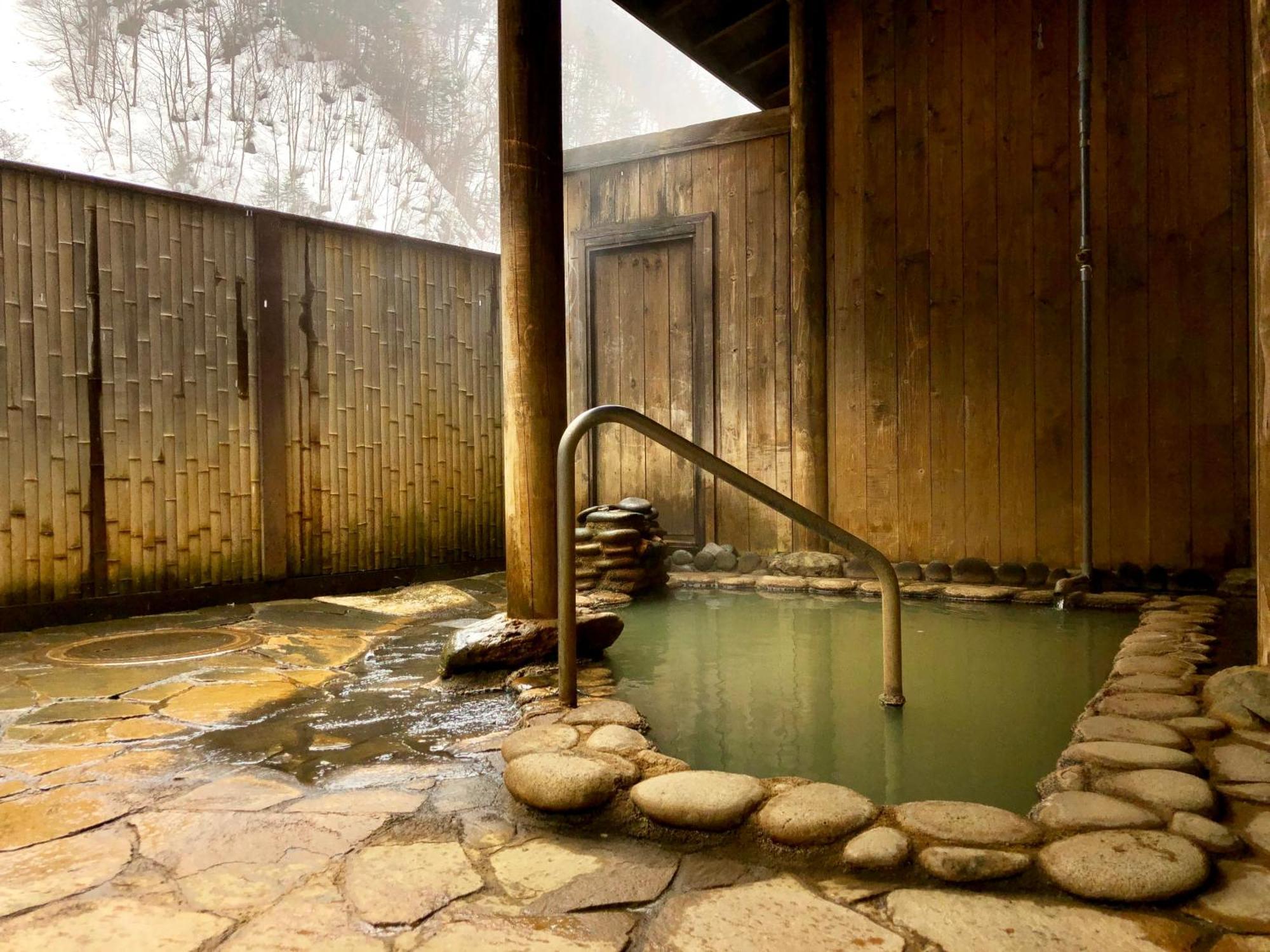 Shikishimaso Hotel Higashikawa Bagian luar foto