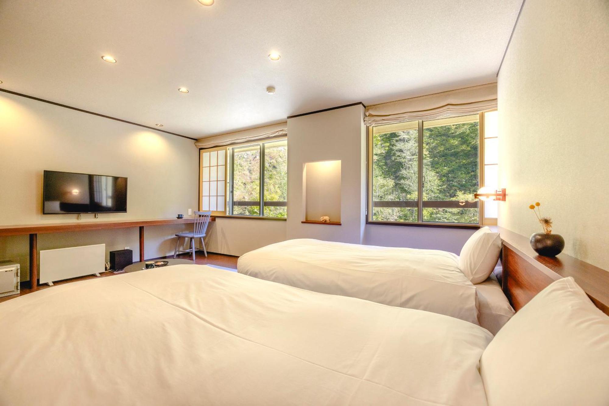 Shikishimaso Hotel Higashikawa Bagian luar foto